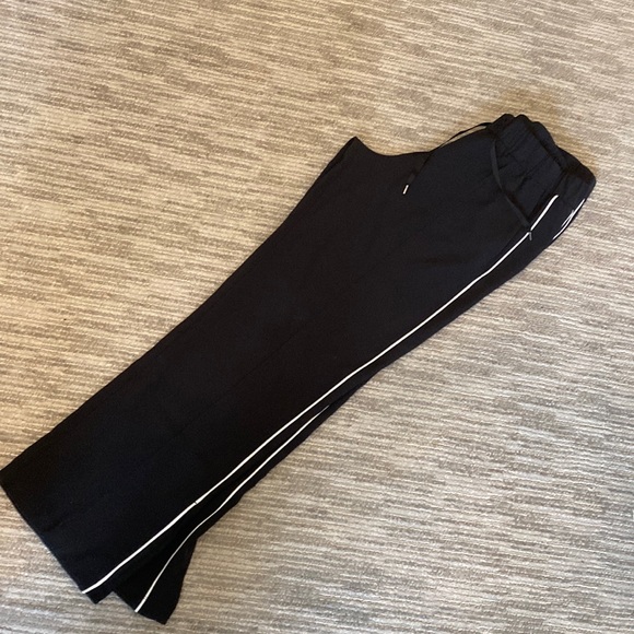Lululemon track pant - Picture 1 of 6